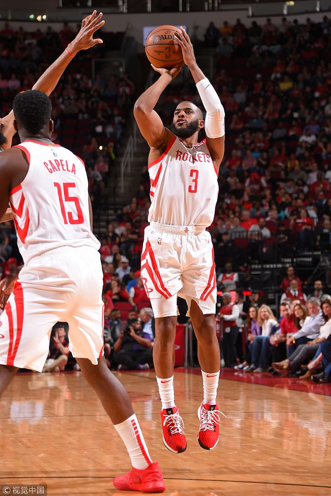 开云体育在线-尼日利亚男篮险胜黄蜂，保罗惊艳世界