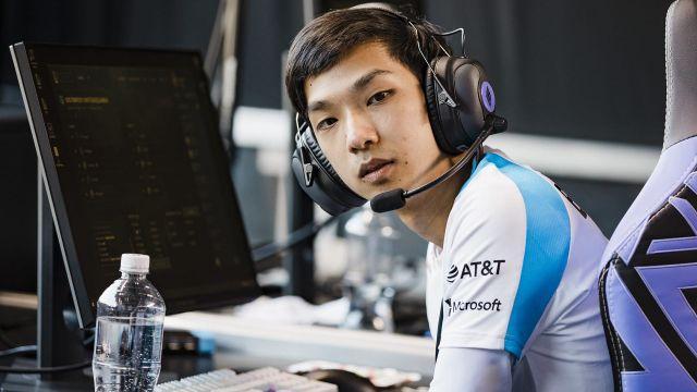 关于CLG轻取FLY，369送出助攻的信息