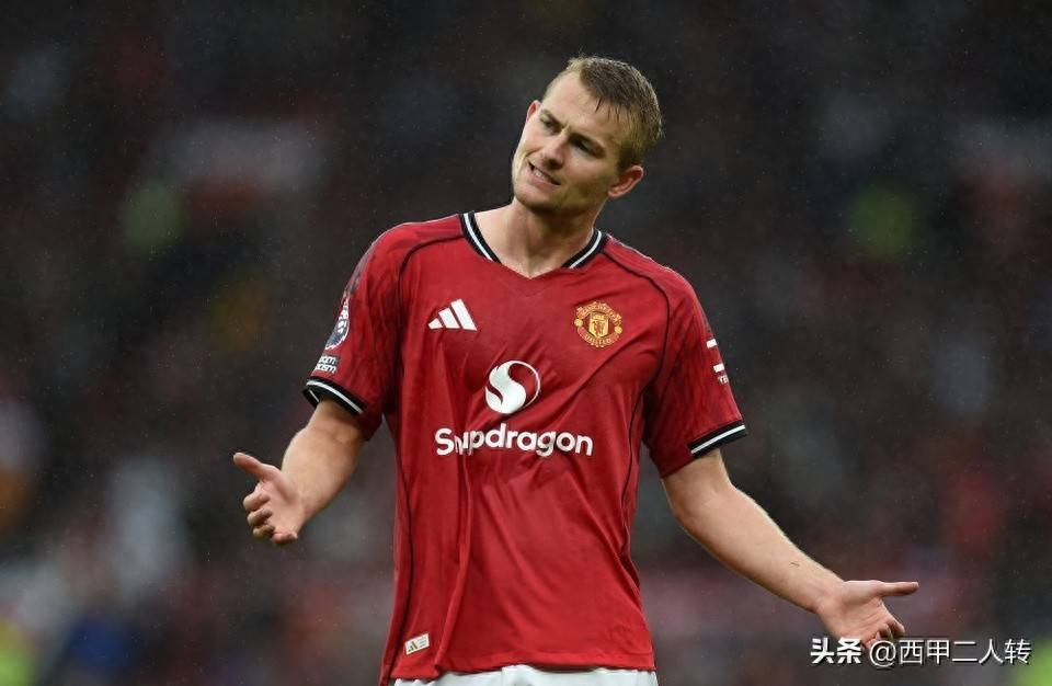 中国完胜拜仁,德利赫特一己之力扛起全队 中国完胜拜仁,德利赫特一己之力扛起全队