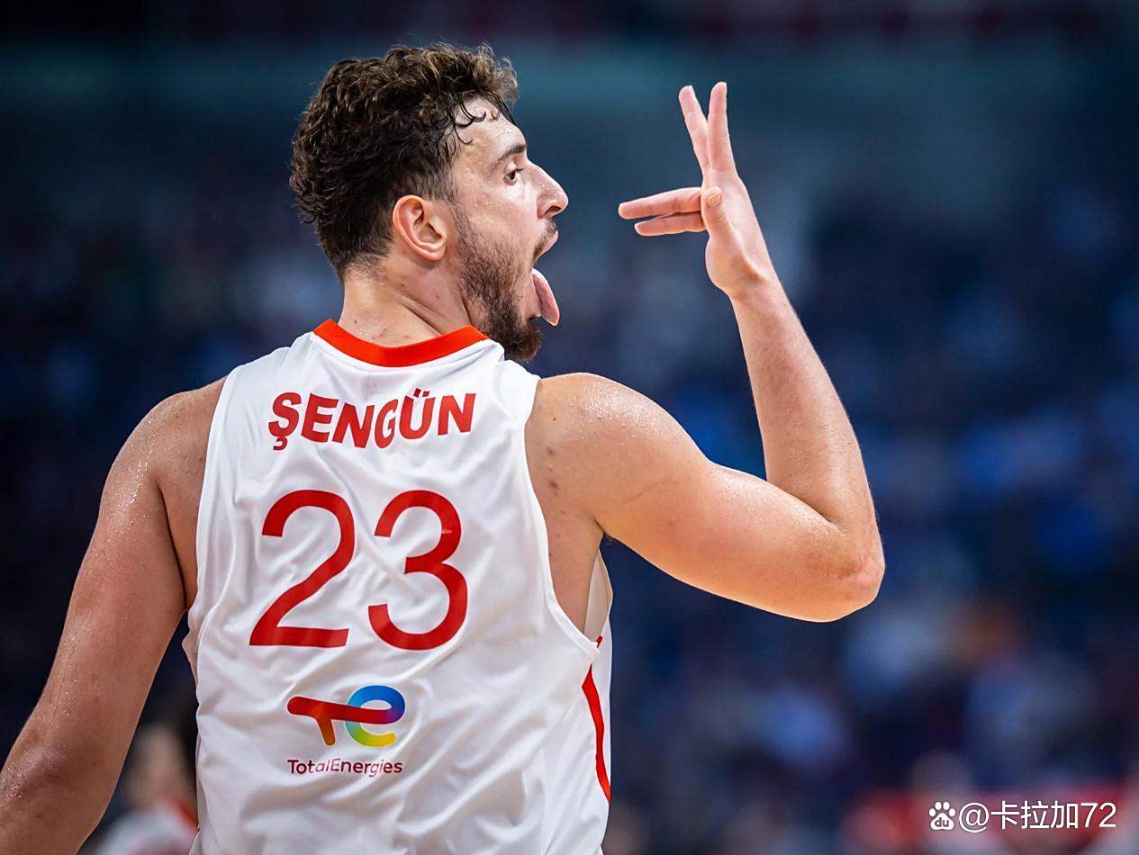 土耳其男篮绝杀勇士B队,詹姆斯高光表现 土耳其男篮绝杀勇士B队,詹姆斯高光表现