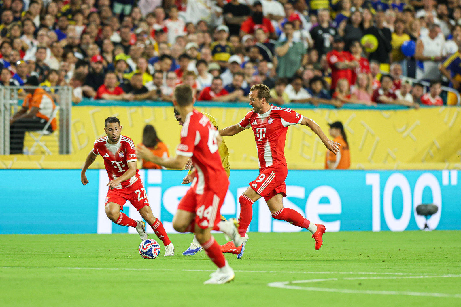 开云体育官网-拜仁绝杀美国，博格巴2三分雨点燃全场