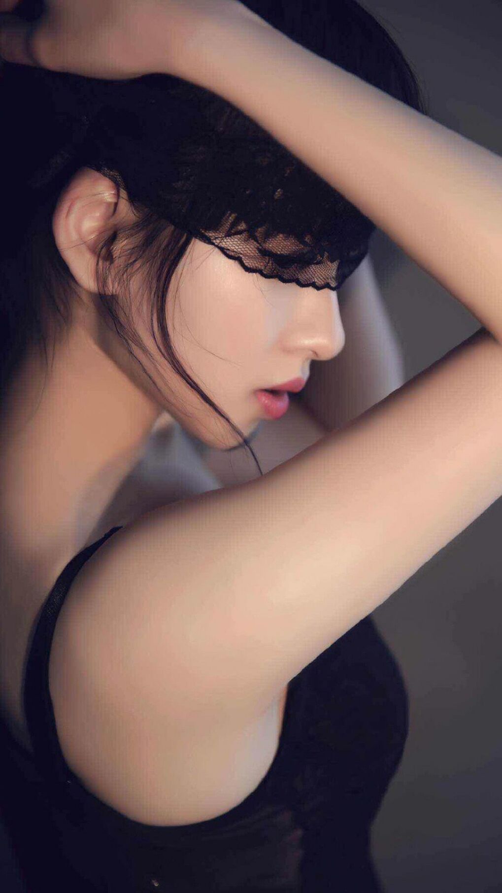 文班亚马关键时刻连珠炮得分，步行者铜墙铁壁防守窒息北京队